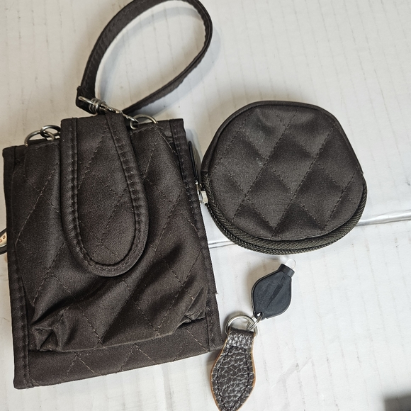 Travelon Quilted Microfiber Brown Shoulder Bag with accessories - Picture 11 of 13